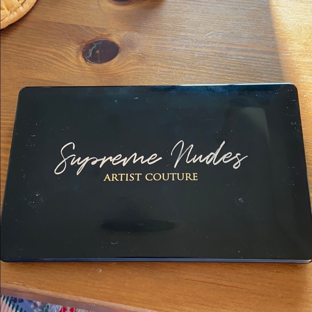 Artist Couture Supreme Nudes Palette